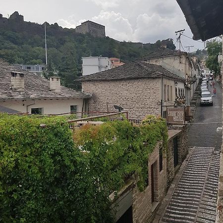 Eva Guesthouse Gjirokaster Ngoại thất bức ảnh