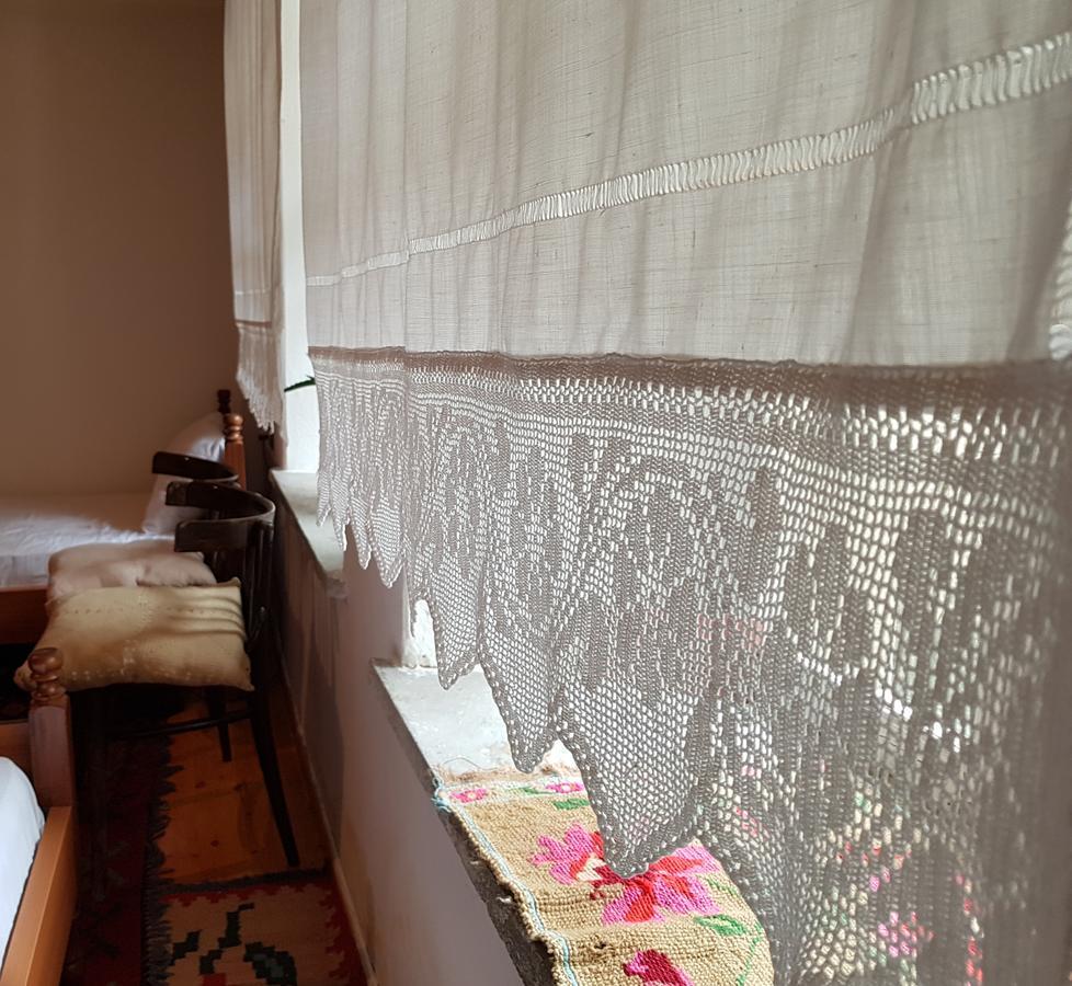 Eva Guesthouse Gjirokaster Ngoại thất bức ảnh
